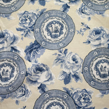 Load image into Gallery viewer, Exhibition Rose